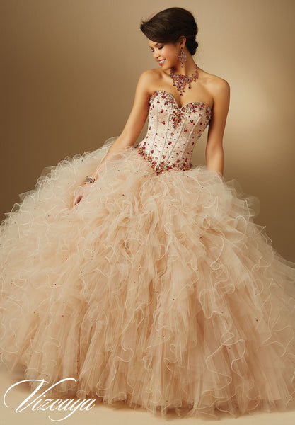 Garnet hot sale quinceanera dresses