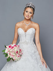 Lovely Wedding Dress Style 414